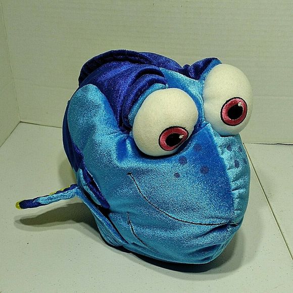 Disney Store Exclusive Dory 16" Plush Large Stuffed Animal From Finding Nemo - Picture 2 of 8